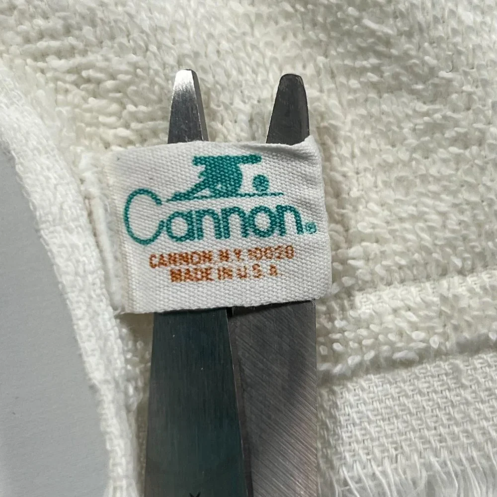 Cannon Christmas Towel 15 x 24‎ Candy Cane Cheer Elves and Holly Vintage